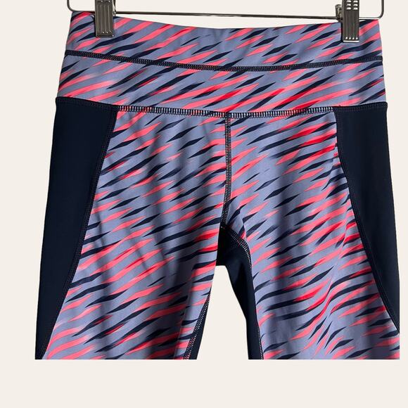 Athleta Electra Sonar Navy Blue Red 7/8 Workout Legging Size XS - Picture 3 of 9